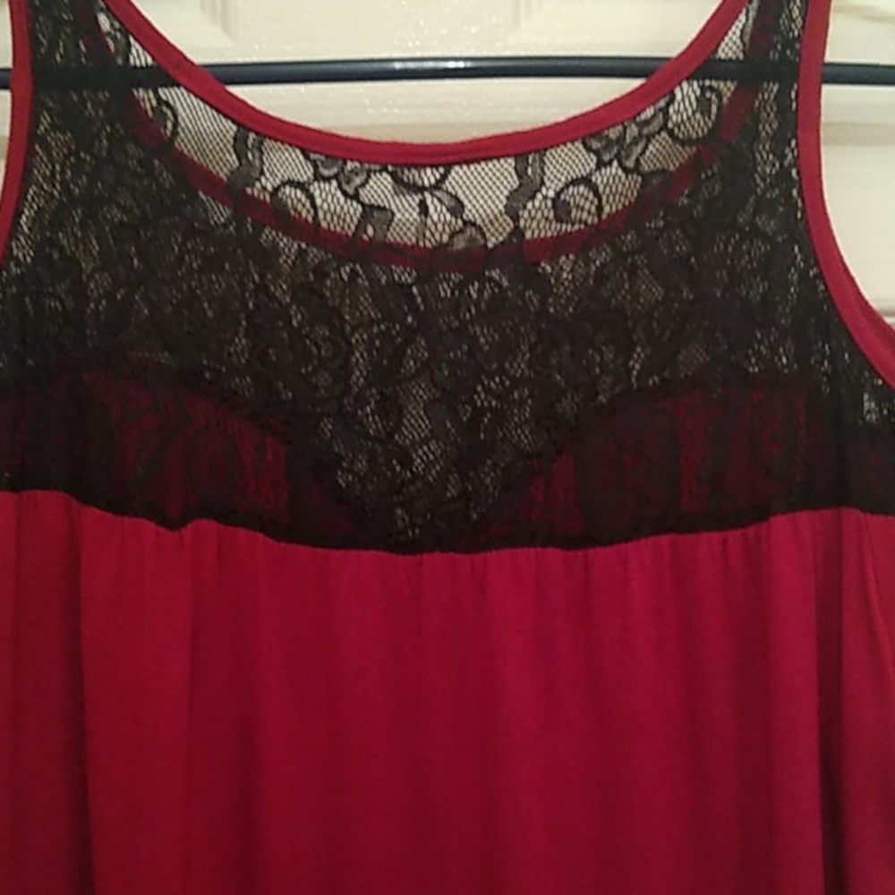 Women's Top - Picture 5 of 7